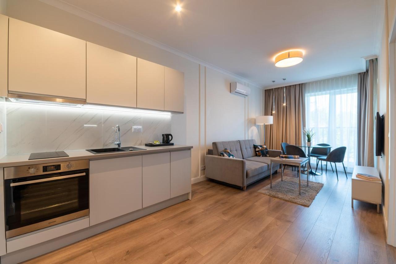 Warsaw Residence Luaran gambar