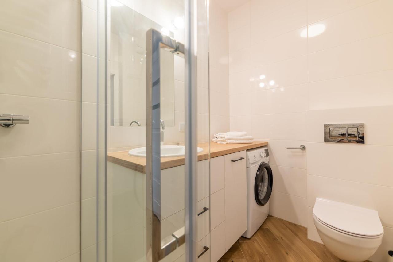 Warsaw Residence Luaran gambar